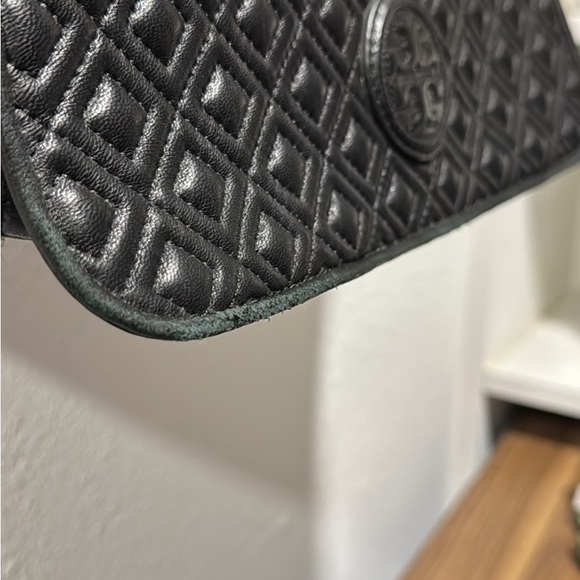 Tory Burch Quilted Marion Flap Shoulder Bag - Picture 5 of 5